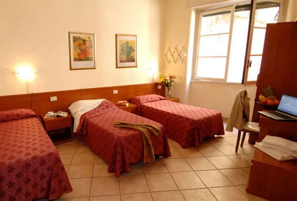 Hotel Valley Milan 0*,